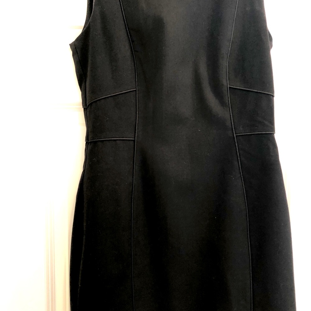 Little Black shift dress with darts, H&M